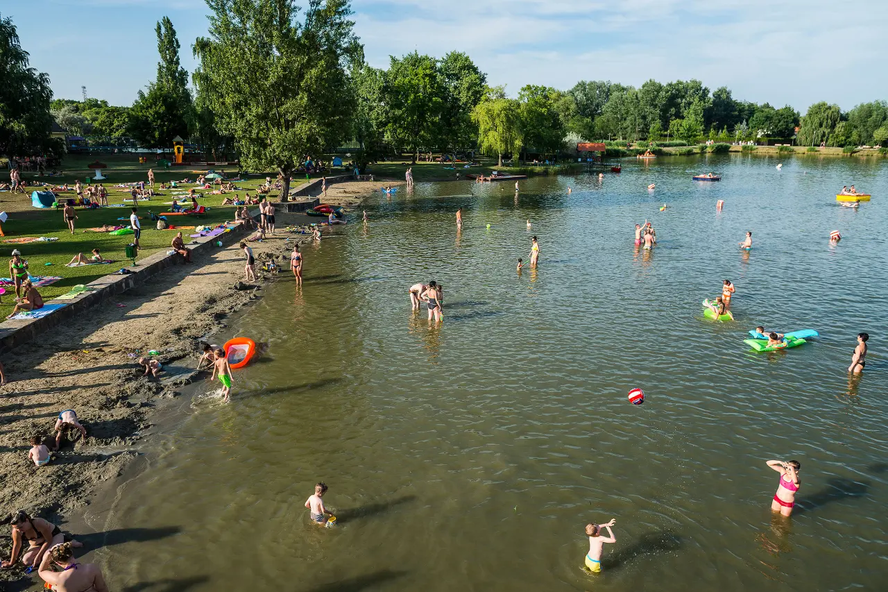 Lake Bath Season Closing - 2023