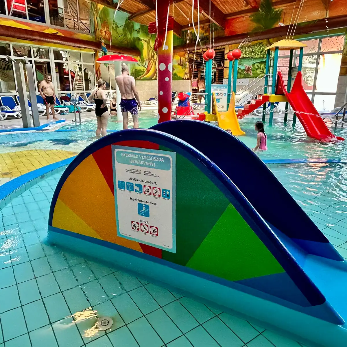 Children's Water Slide (Rainbow)